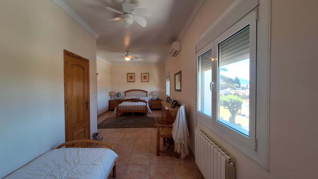 6 bed villa in Ondara