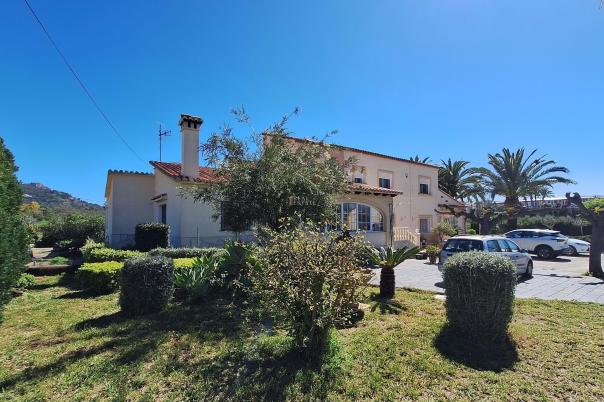 6 bed villa in Ondara