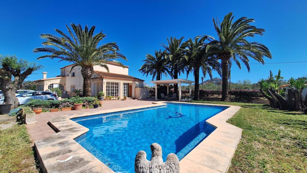 6 bed villa in Ondara