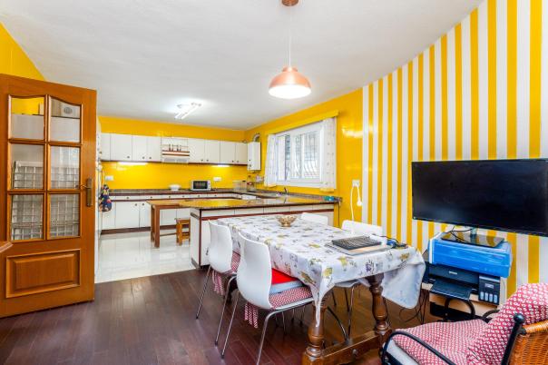 4 bed villa in Altea