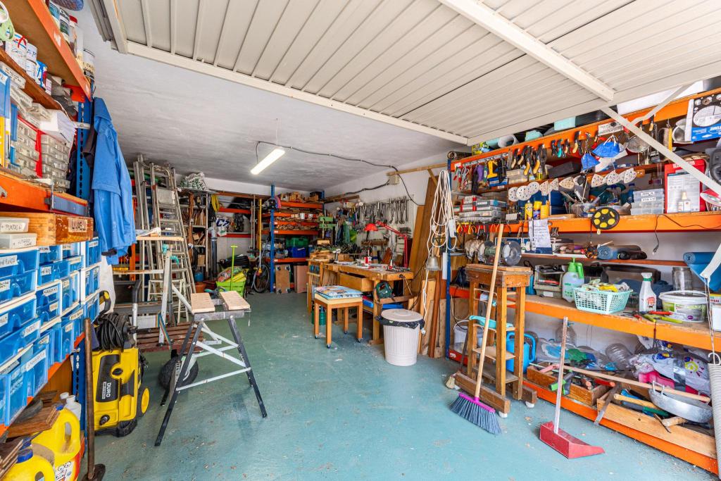 4 bed villa in Altea