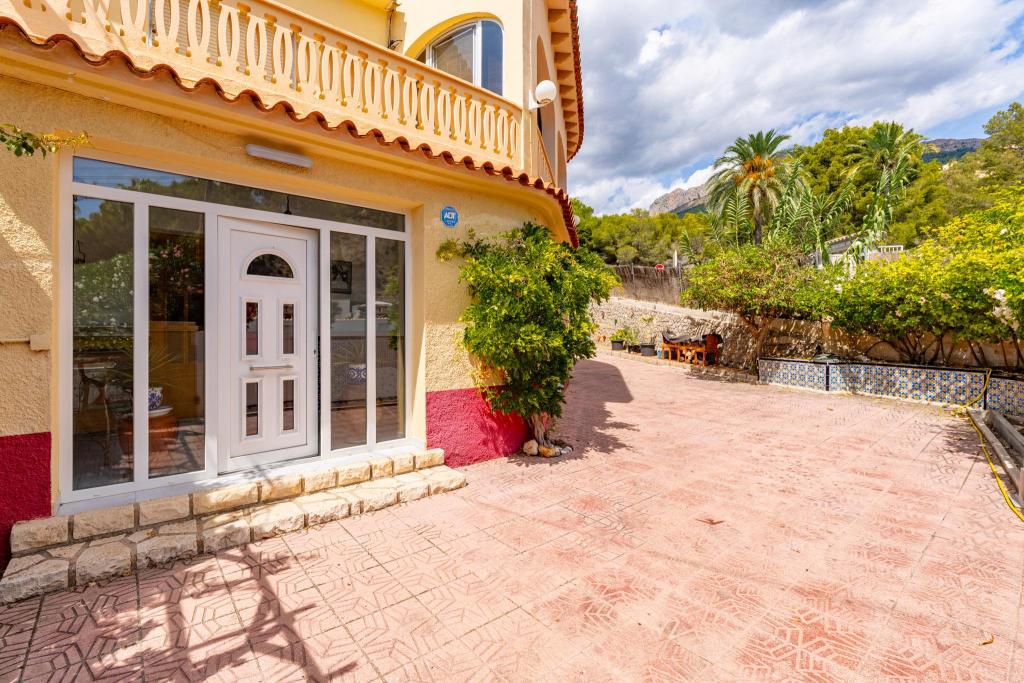 4 bed villa in Altea