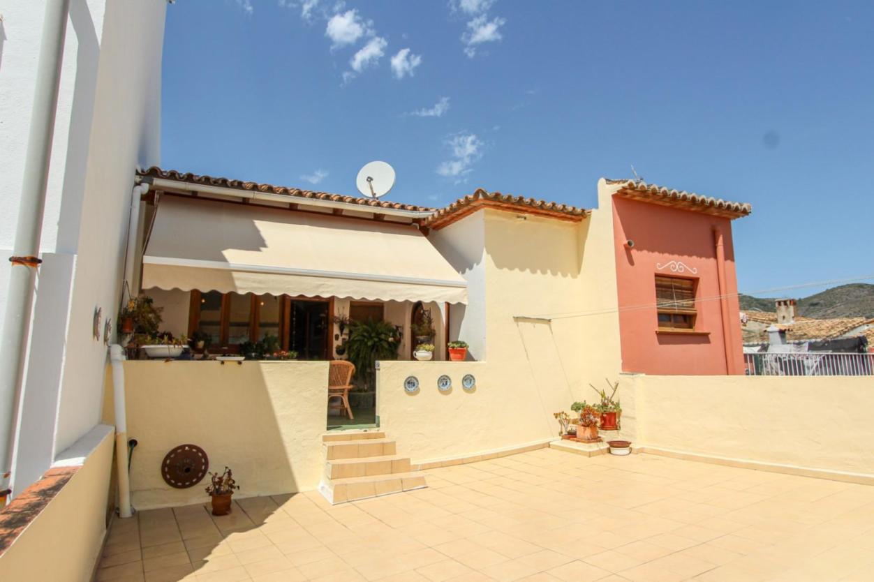 3 bed apartment in Jalón