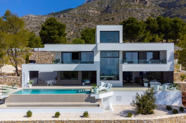 3 bed villa de lujo in Altea