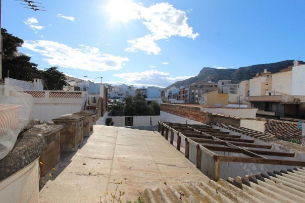 4 bed casa de pueblo in Calpe / Calp