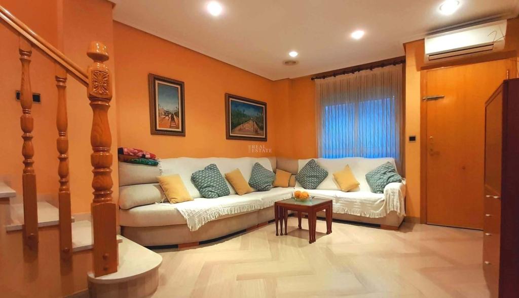 2 bed duplex apartment in Elche/Elx