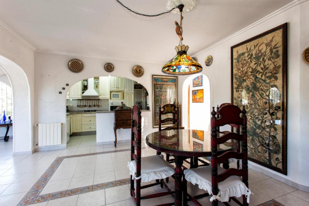 4 bed villas in Benissa
