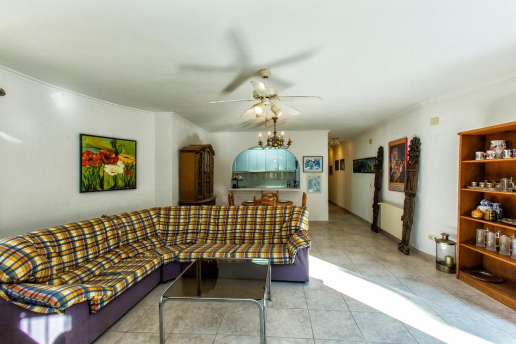 4 bed villas in Benissa