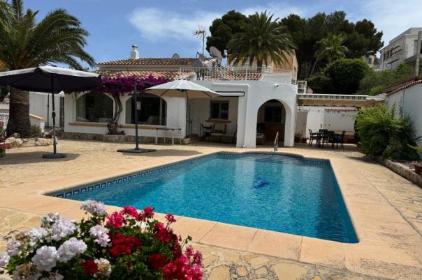 3 bed villa in Moraira