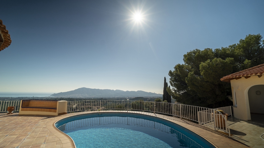 5 bed villa in Alfaz del Pi