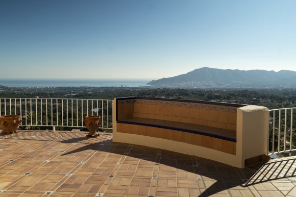 5 bed villa in Alfaz del Pi