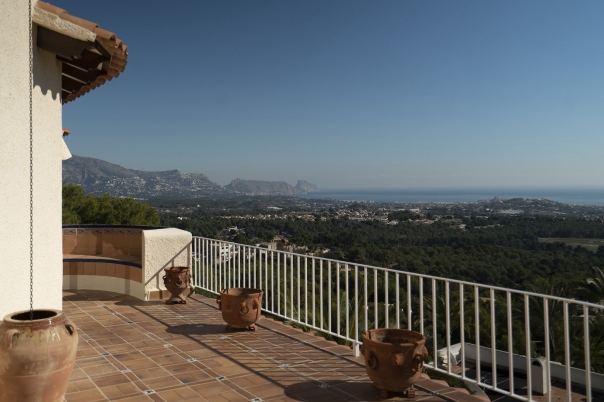 5 bed villa in Alfaz del Pi