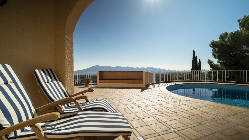 5 bed villa in Alfaz del Pi