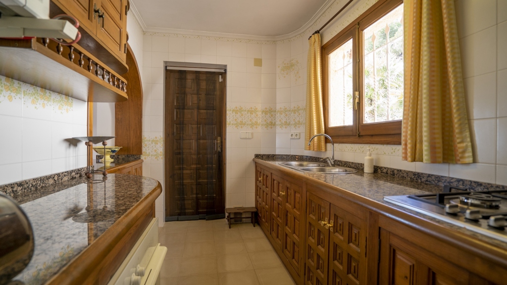 5 bed villa in Alfaz del Pi
