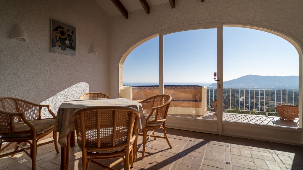 5 bed villa in Alfaz del Pi