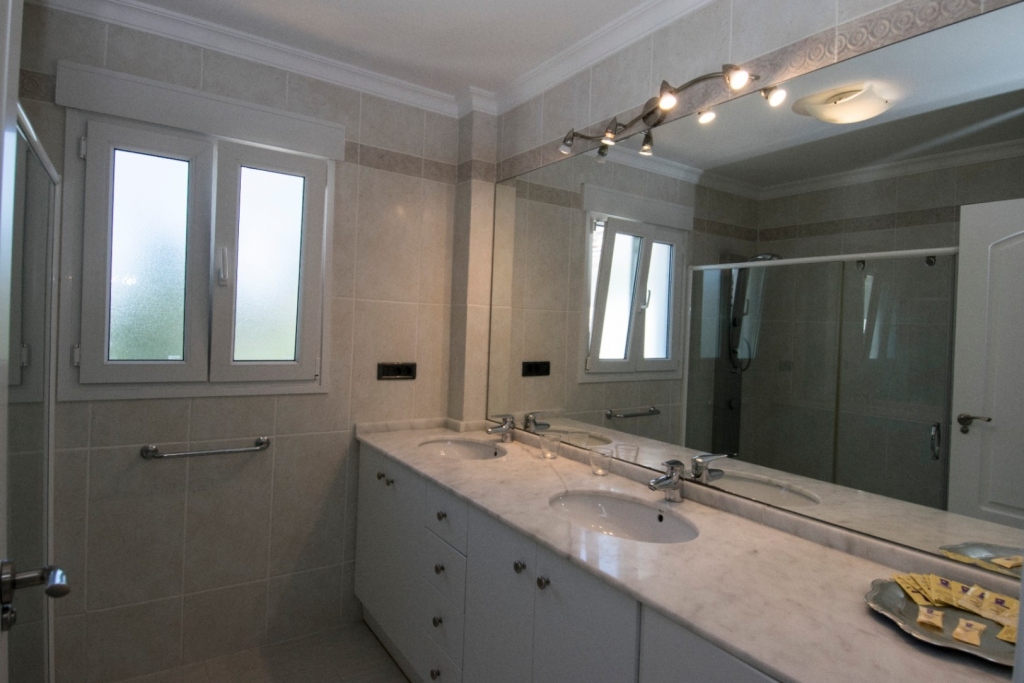 2 bed apartment in Benissa