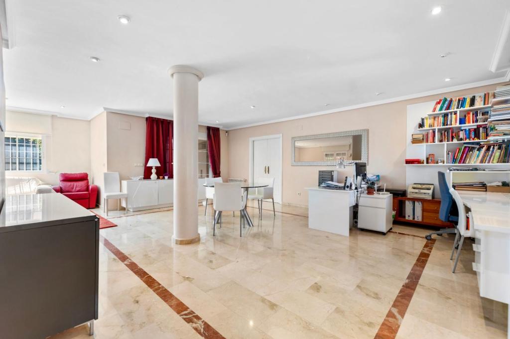 4 bed villa in Albir