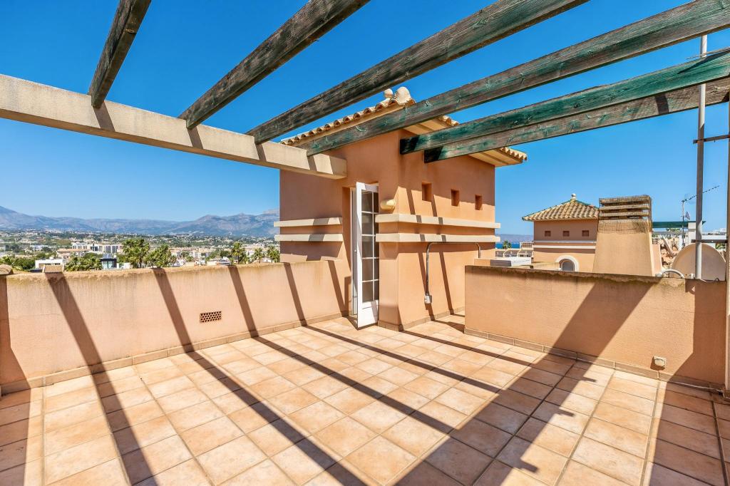 4 bed villa in Albir