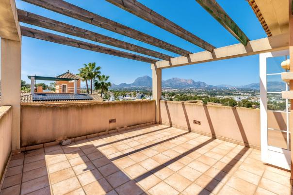 4 bed villa in Albir