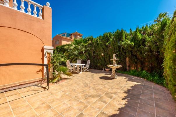 4 bed villa in Albir