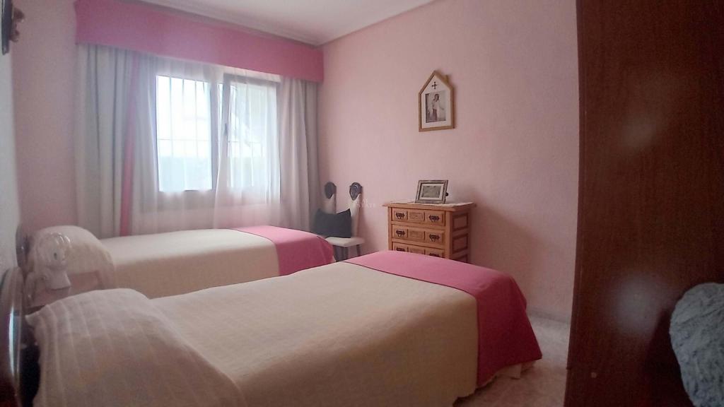 5 bed apartment in Elche/Elx