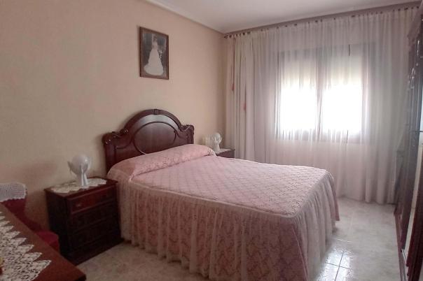 5 bed apartment in Elche/Elx