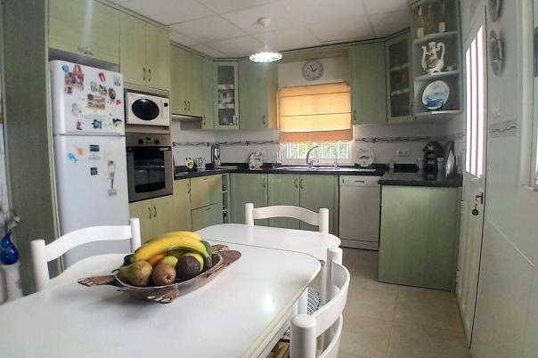 5 bed apartment in Elche/Elx