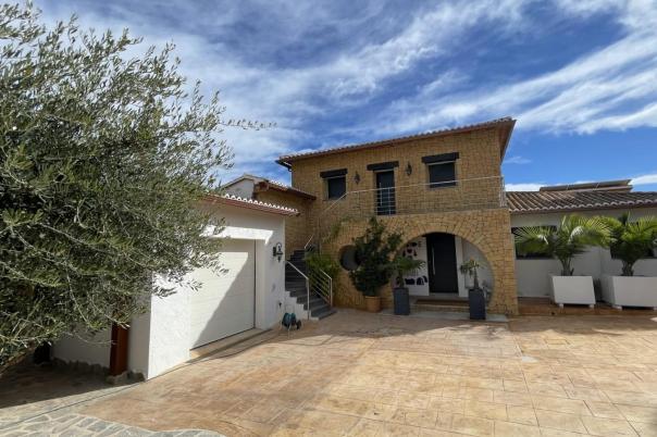 4 bed villas in Benissa