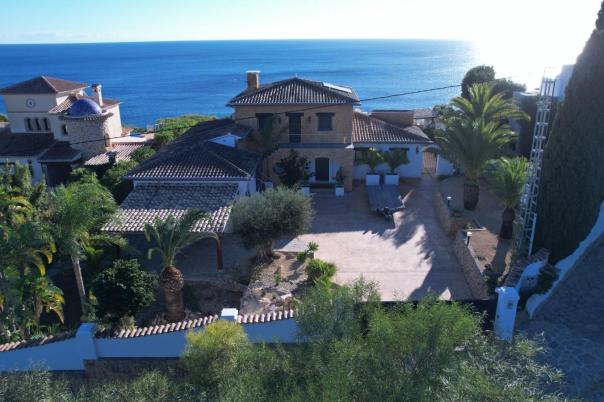4 bed villas in Benissa