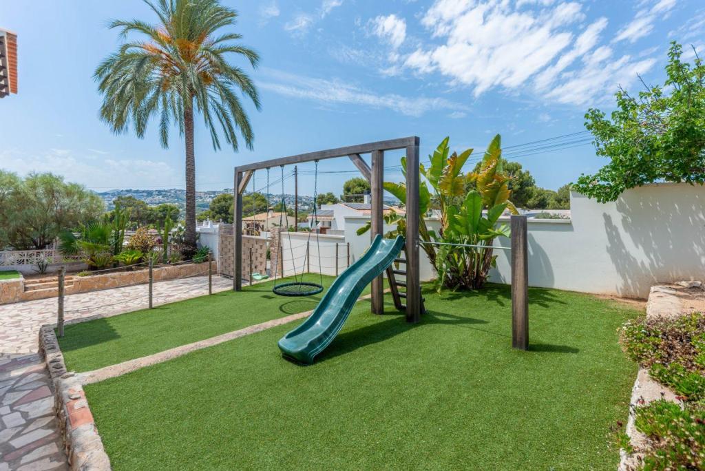 7 bed villas in Moraira