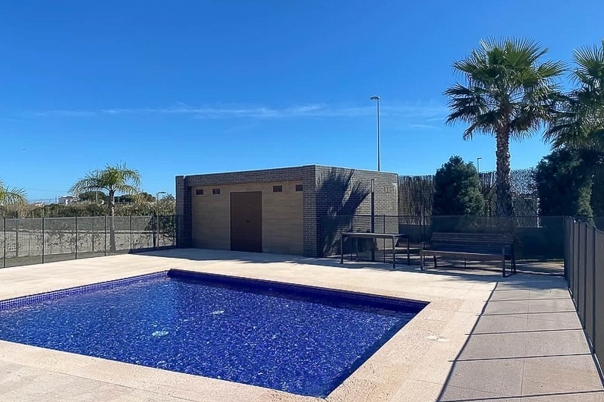 2 bed apartment in Denia
