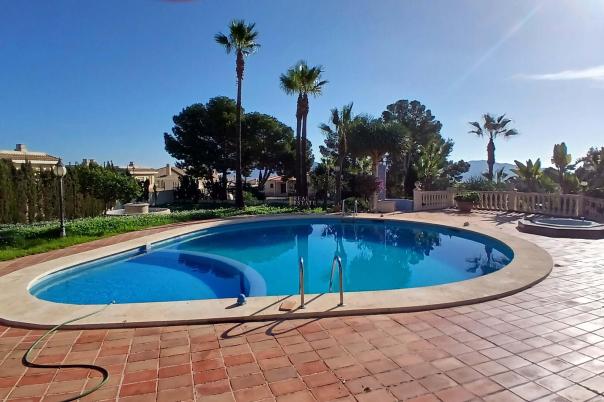4 bed villa in Nucia (la)