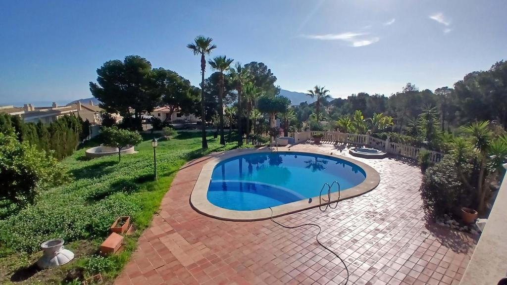 4 bed villa in Nucia (la)