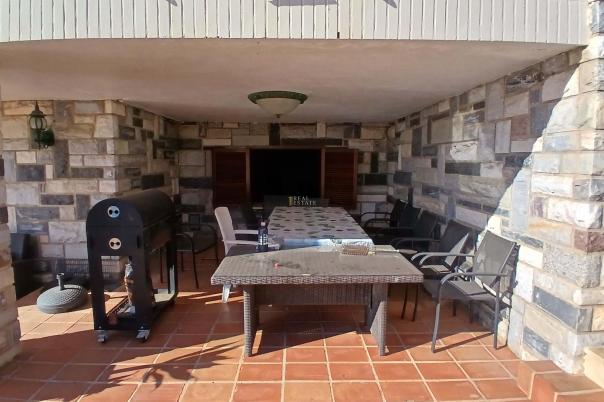 4 bed villa in Nucia (la)