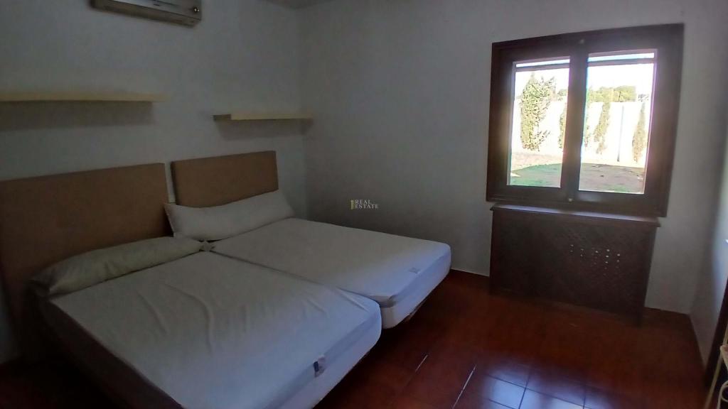 4 bed villa in Nucia (la)