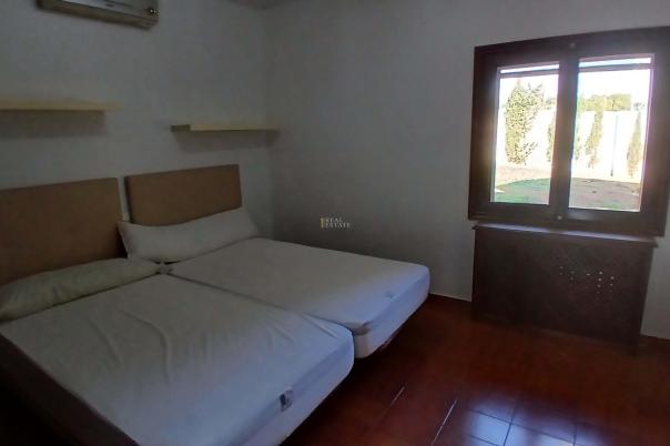 4 bed villa in Nucia (la)