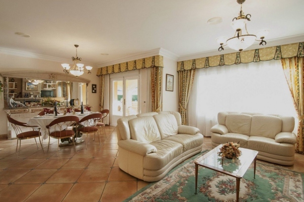 8 bed villa de lujo in Benissa