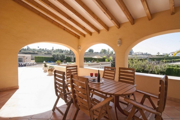 8 bed villa de lujo in Benissa