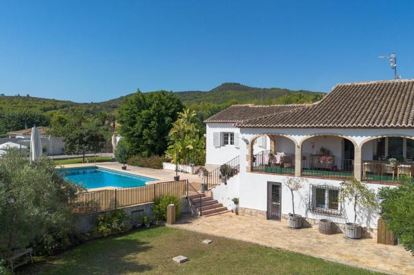 5 bed country houses - fincas in Javea
