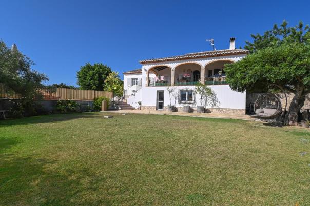 5 bed country houses - fincas in Javea