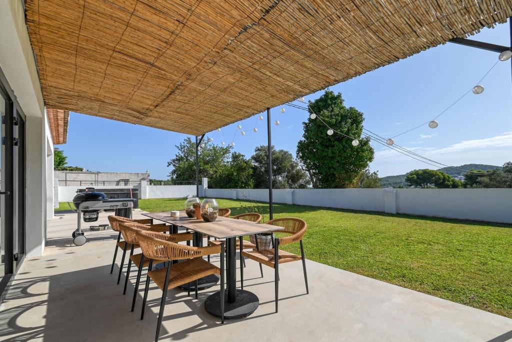 5 bed country houses - fincas in Javea