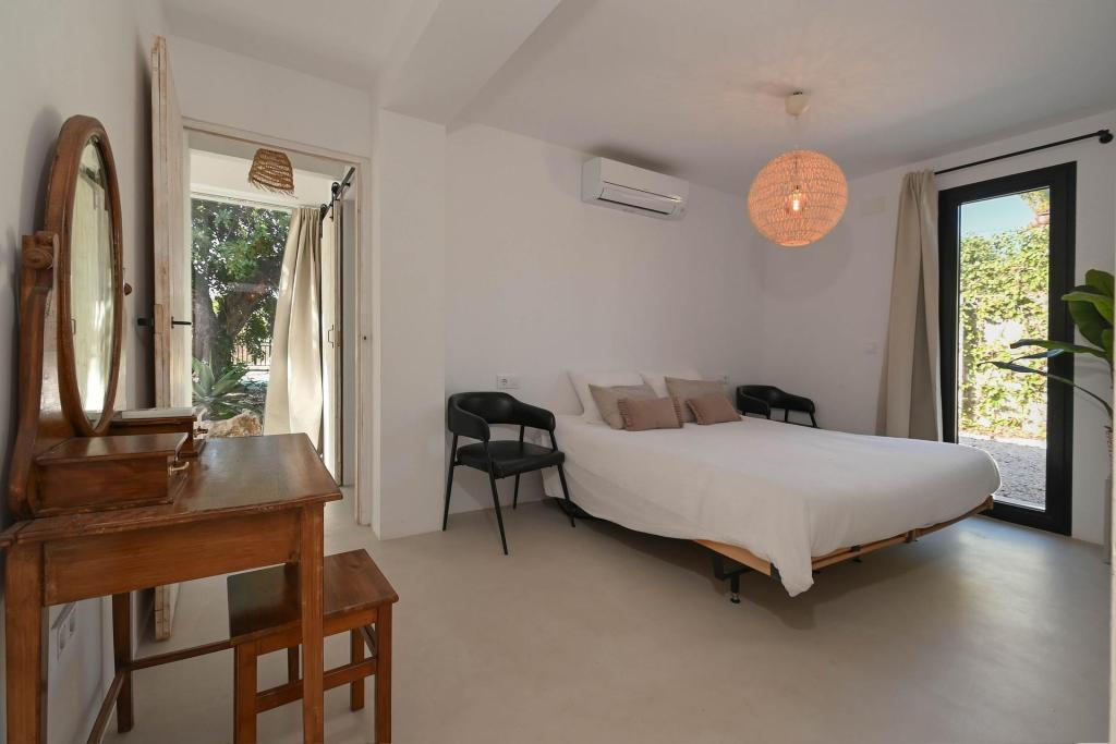 5 bed country houses - fincas in Javea