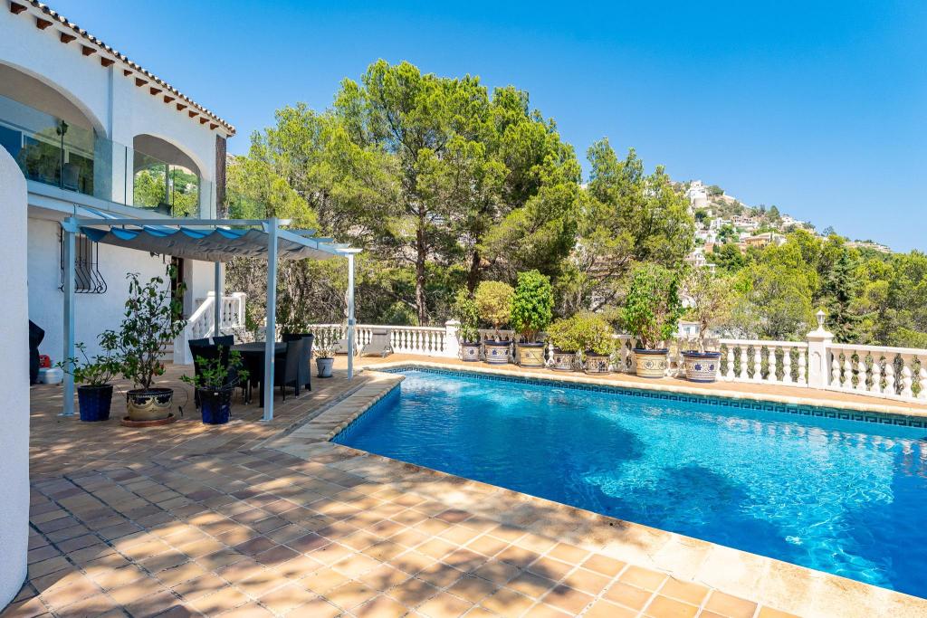 5 bed villa in Altea