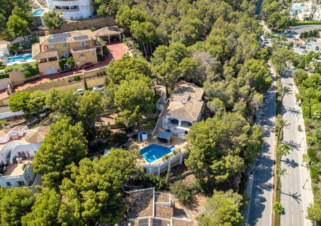 5 bed villa in Altea