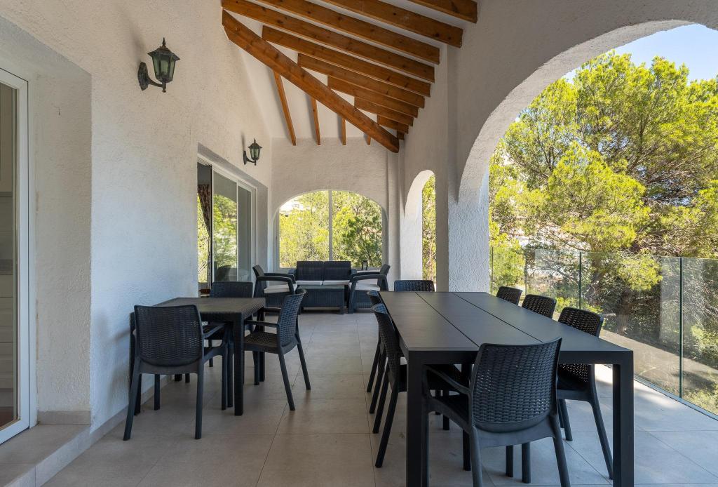 5 bed villa in Altea