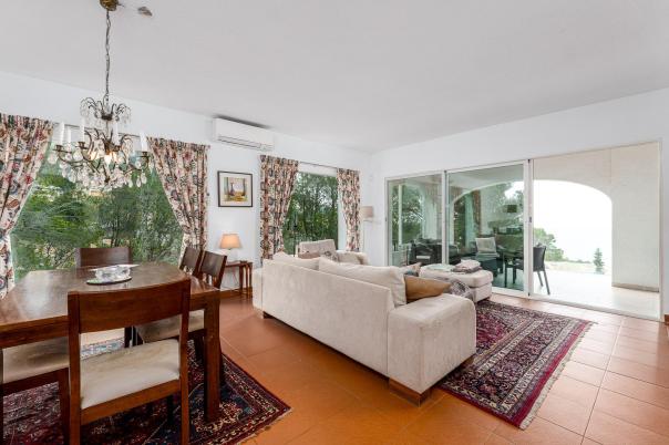 5 bed villa in Altea