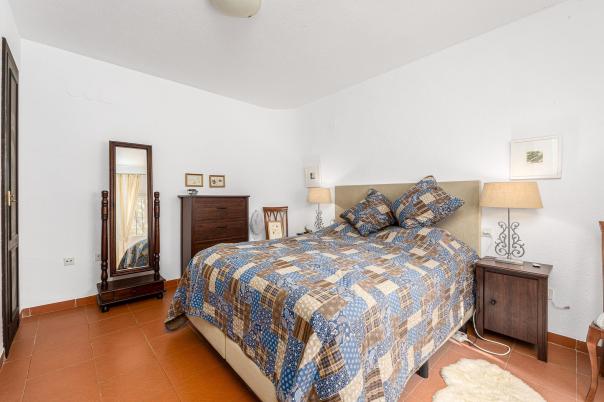 5 bed villa in Altea