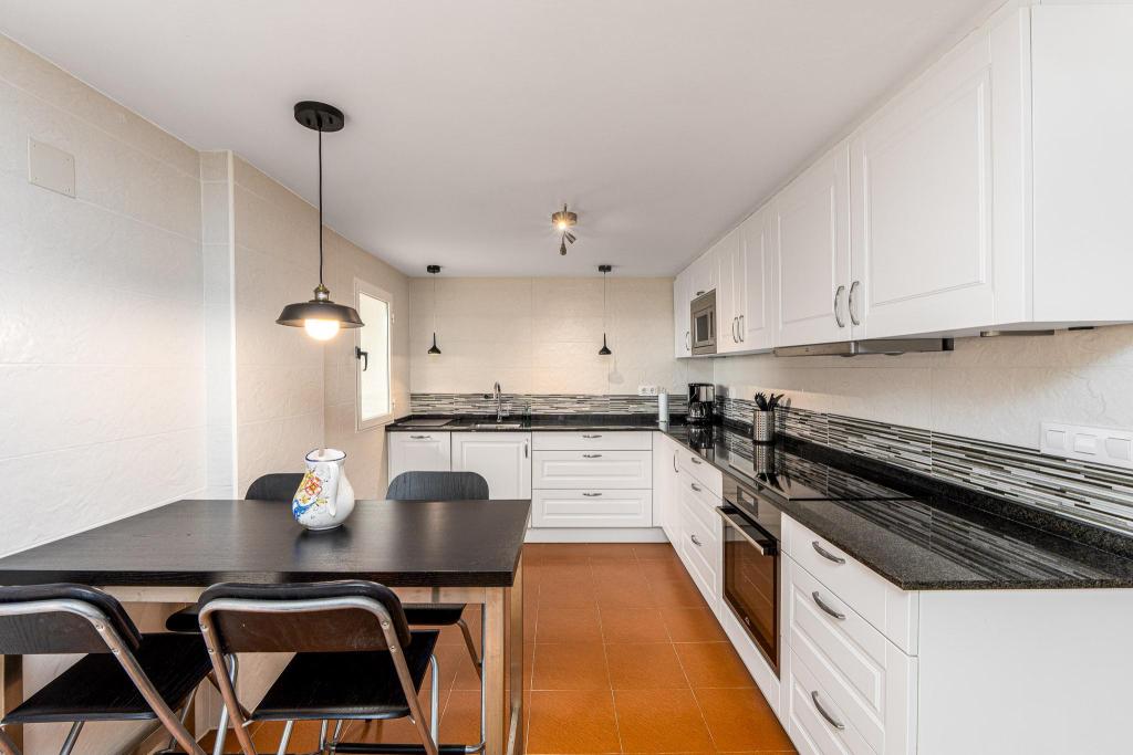 5 bed villa in Altea