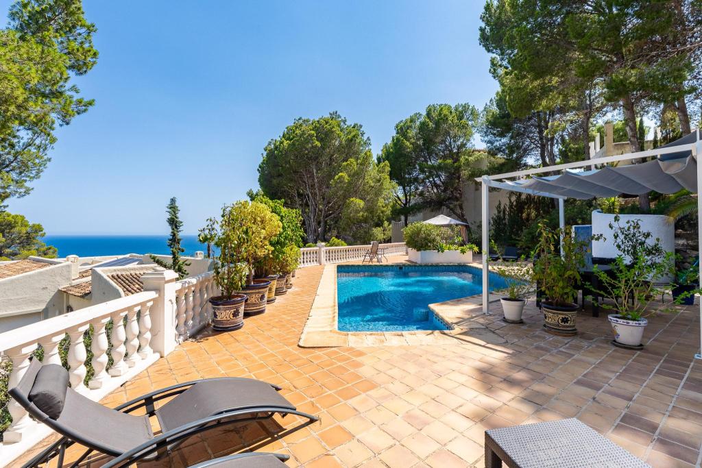 5 bed villa in Altea