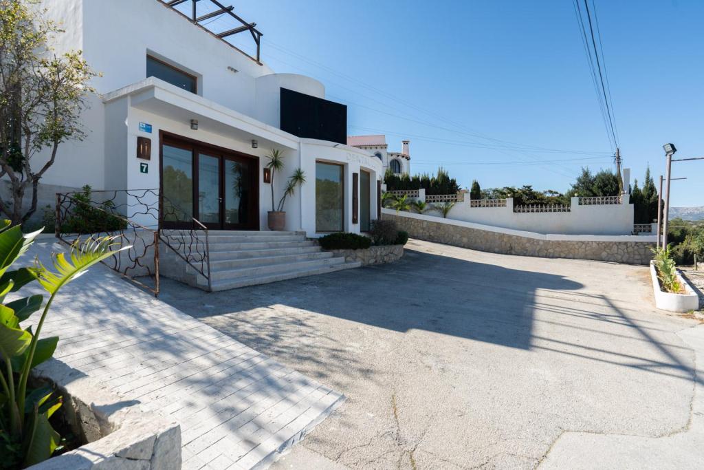 3 bed commercial_premises in Benissa